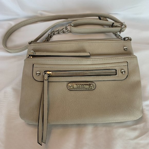 Nicole by Nicole Miller Handbag Crossbody Purse Beige Multi Zippers Adjust Strap - Picture 2 of 16